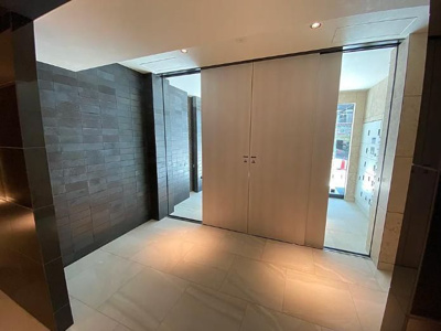 【ロビー】 | S-RESIDENCE八丁堀una（エスレジデンス八丁堀ウーナ）