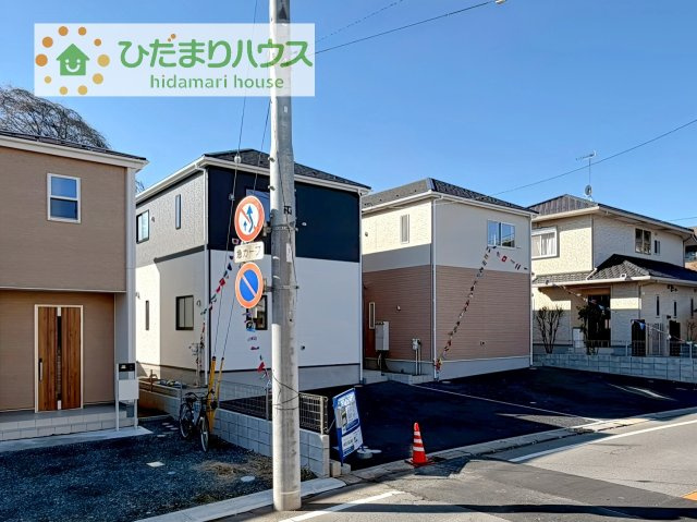 【外観】 | 土浦市小岩田東第4　新築戸建　1号棟 | 是非一度、ご家族そろってご内覧ください♪