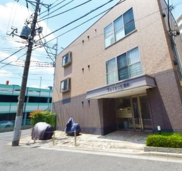 リュミエール並木の外観