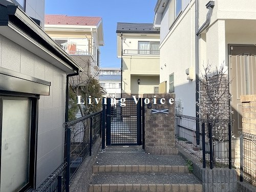 【外観】 | 【仲介手数料０円】座間市入谷東2丁目　中古一戸建て | 座間市入谷東2丁目　中古一戸建て