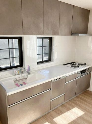 【キッチン】 | 【仲介手数料０円】座間市入谷東2丁目　中古一戸建て | 座間市入谷東2丁目　中古一戸建て