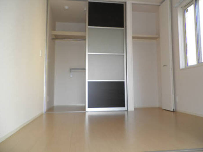 クレストⅡの洋室