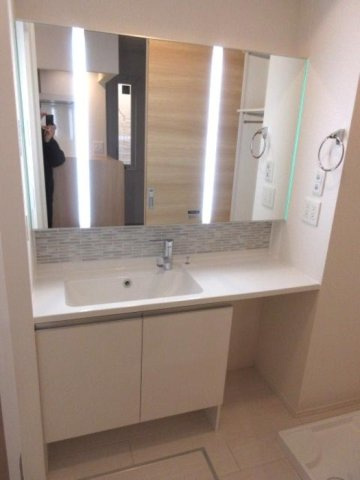 アンジュール高松の洗面所