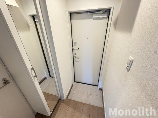 KS NORTH PLACEの玄関