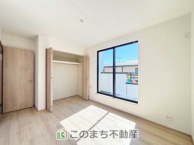 【洋室】 | ハートフルタウン栃木市片柳町1丁目1029番　A号棟 | 南向きで陽当たりの良い洋室♪風通しもよく快適です☆