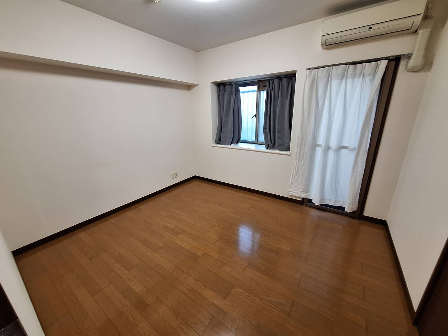 ライオンズマリンビュー逗子海岸の居間・リビング