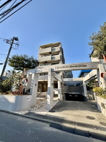 ライオンズマリンビュー逗子海岸の外観