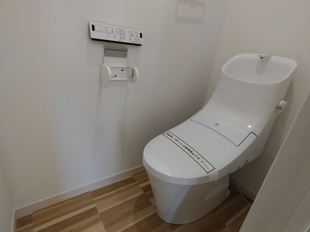 C.Cassia九産大前のトイレ|ゆったりとした空間のトイレです