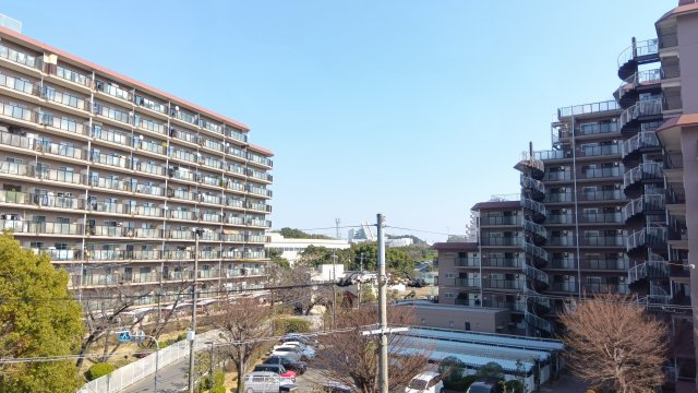 ローレルハイツ千里四号棟の展望