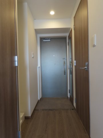大阪市淀川区三津屋北２丁目の賃貸マンションの玄関