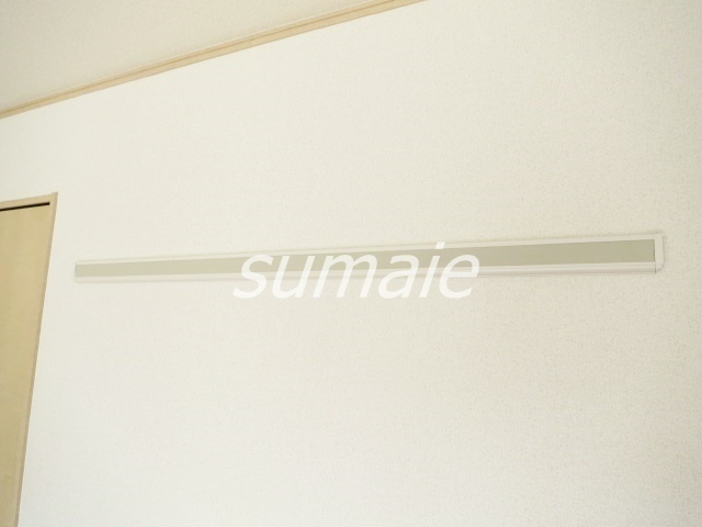 ヴィラージュ志伊Ⅱの設備|便利なハンガーレールもありますよ♪