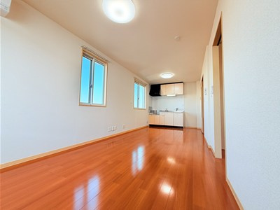 メイプルメゾンの居間・リビング