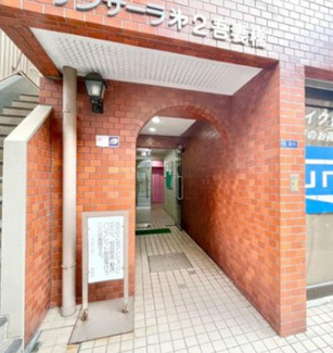 【エントランス】