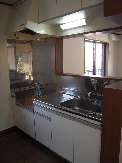 ロンウェル菊名　Ａ棟のキッチン|人気のカウンターキッチン♪