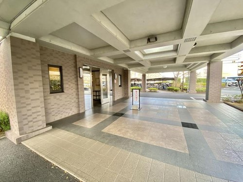 【エントランス】 | さがみ野ガーデニア壱番館 | 清潔なエントランスです