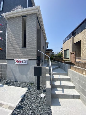 ◇平下平窪　6期　全4棟／3号棟　マルトまで徒歩7分♪◇の玄関|同施工◆玄関の写真です◆
広々とした玄関になっております。　