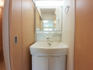 【洗面所】 | マスカット　ベリー　Ａ | 忙しい朝には欠かせない洗面所です