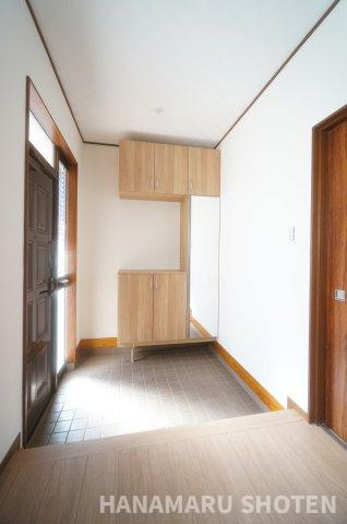 中古　千葉市若葉区桜木北の玄関|＊当日ご案内可＊ご希望の物件まとめてご案内！弊社が掲載していない物件でもOK♪お気軽にご相談ください 【通話料無料】お電話でのお問合わせがスムーズ♪