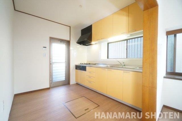 中古　千葉市若葉区桜木北のキッチン|＊当日ご案内可＊ご希望の物件まとめてご案内！弊社が掲載していない物件でもOK♪お気軽にご相談ください ♪お電話でのお問合わせがスムーズ♪