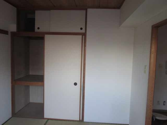 小宮ビルの収納