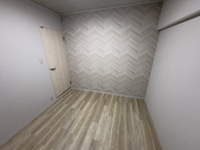 朝霧マンションB棟の洋室