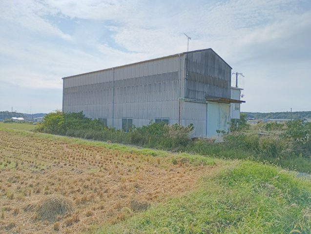 売り工場 （神戸市西区平野町）付属建物アリ（２世帯住宅）の外観
