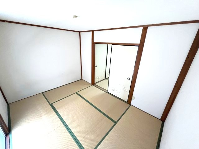 太陽マンション　西棟の和室