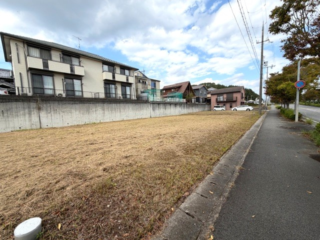 加東市河高　売地の周辺