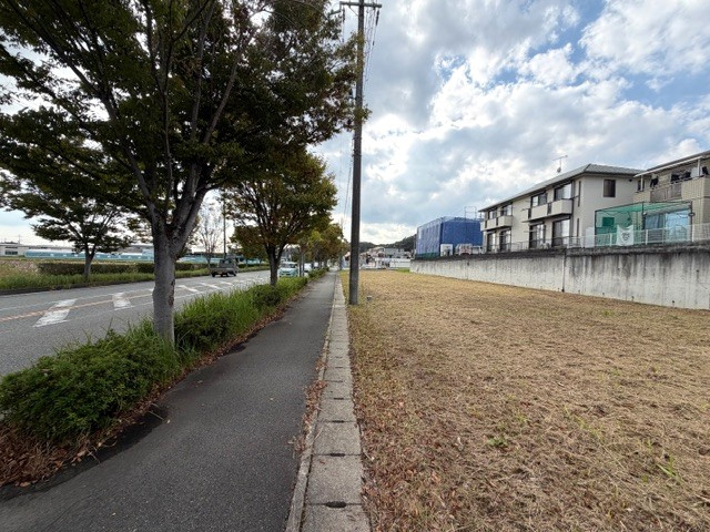 加東市河高　売地の周辺