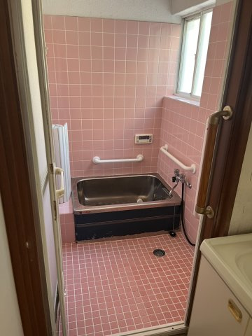 網干区余子浜iz中古売家の浴室