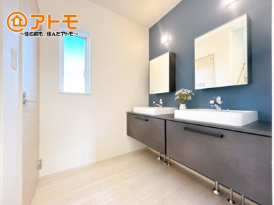 【独立洗面台】 | 御殿場市御殿場1期　新築一戸建て　2号棟 | 家族が同時に身支度できるダブルボウル洗面台♪