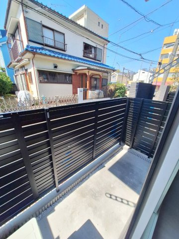 メゾンルテチアのバルコニー
