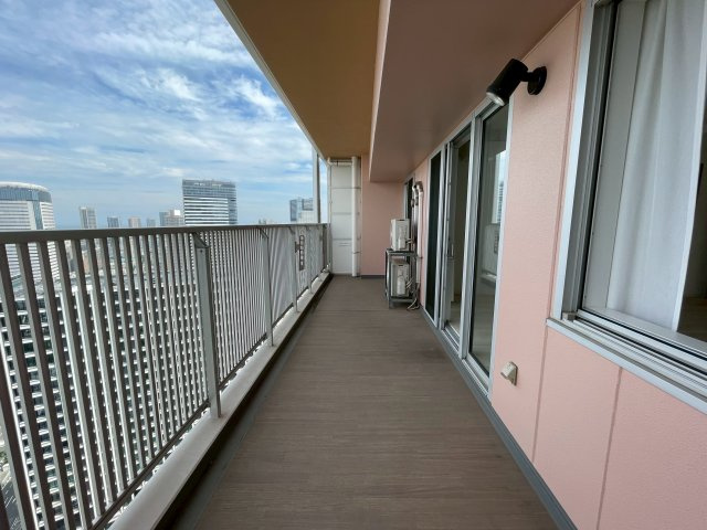 アーバンドックパークシティ豊洲タワーA棟のバルコニー|バルコニー