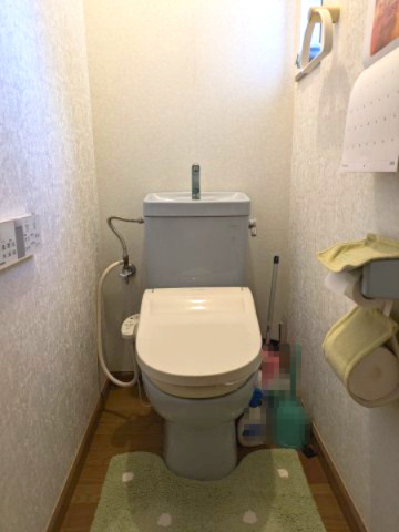 八街市山田台　中古戸建のトイレ|コンパクトで使いやすいトイレです