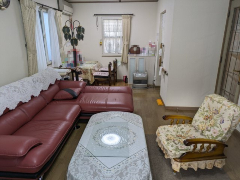 八街市山田台　中古戸建の居間・リビング|おしゃれなリビングです