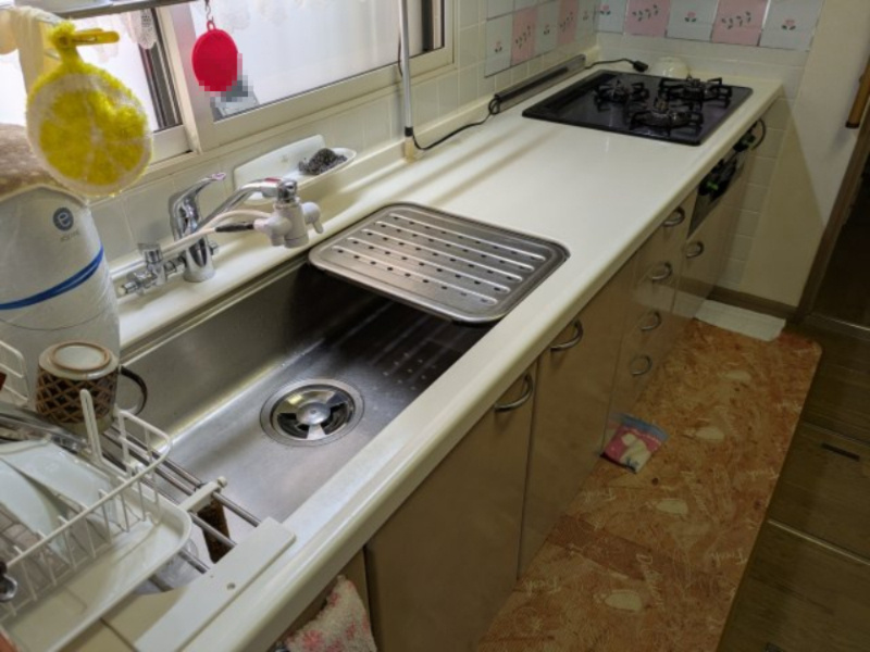 八街市山田台　中古戸建のキッチン|コンパクトなキッチンで掃除もラクラク