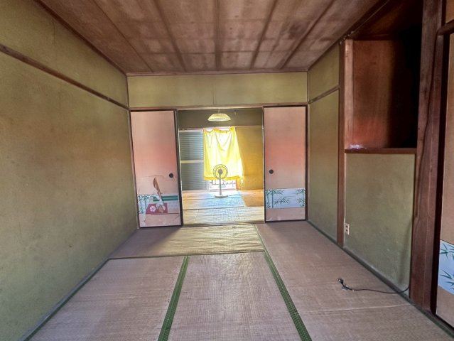 千葉県柏市花野井　中古テラスハウスの和室|2階は続き和室です