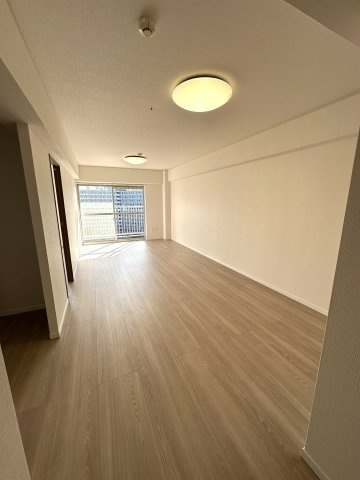 千葉ガーデンタウンB棟の居間・リビング|おしゃれな居間です