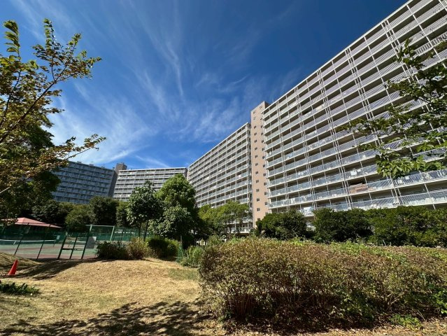 千葉ガーデンタウンB棟の外観|おしゃれな外観です