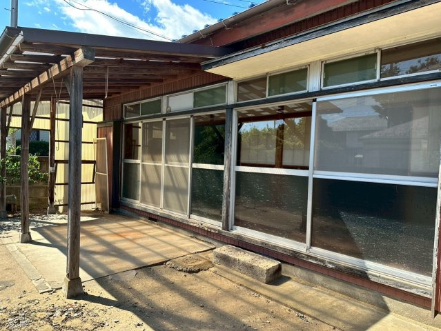 千葉県茂原市高師 中古戸建の外観|洗濯物もたくさん干せます