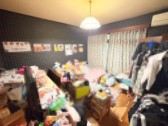 【10畳以上居室有】館山市正木　中古戸建ての洋室|ゆったりした洋室です