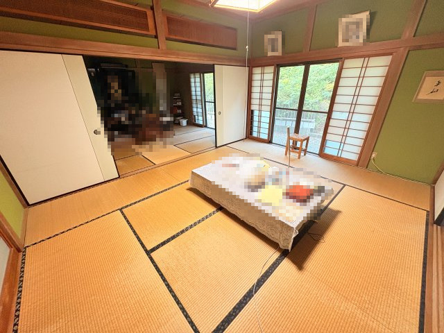 【10畳以上居室有】館山市正木　中古戸建ての和室|落ち着いた雰囲気の和室付きです