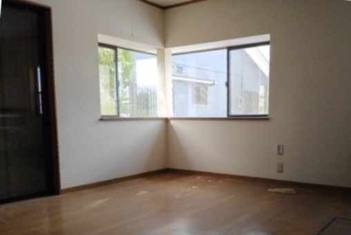 東金市小沼田　中古戸建の居間・リビング