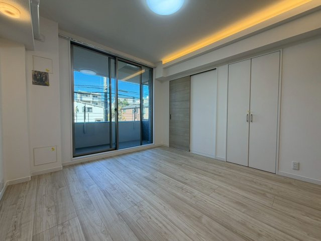 神宮前シティハウスの居間・リビング|ゆったり過ごせるリビングです