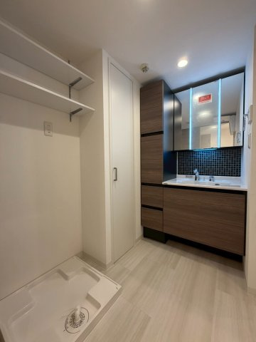 神宮前シティハウスの独立洗面台|独立洗面化粧台付き