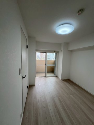 NICニックハイム南砂の居間・リビング|ゆったりとした居間です