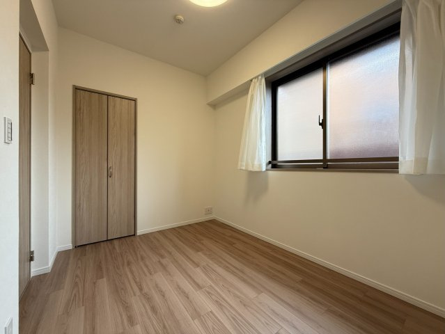 アールヴェール荻窪北の洋室|きれいな洋室です