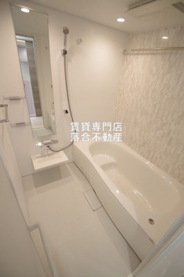 【浴室】 | コンフォールえのき　参番館 | 追い炊き機能、浴室乾燥機付き♪