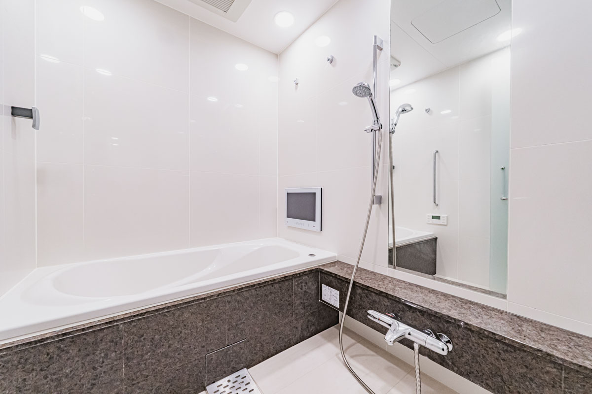 プレミスト九段の浴室|ゆったり過ごせるお風呂です