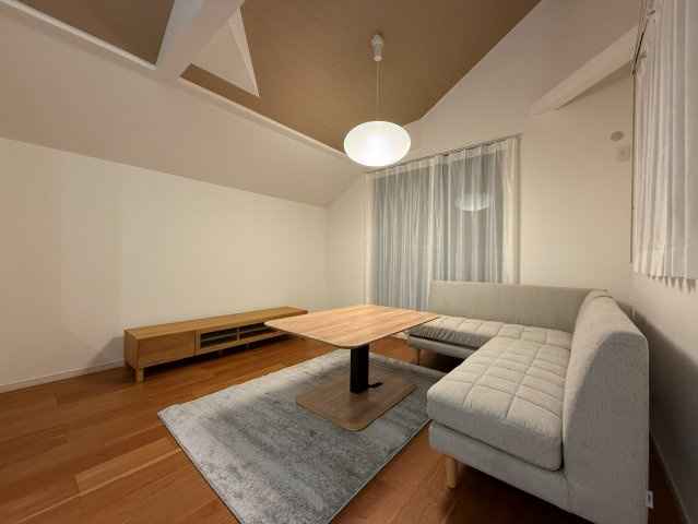 杉並区桃井二丁目戸建の居間・リビング|居間です